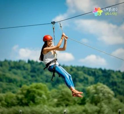 img-1791807200499-4.webp