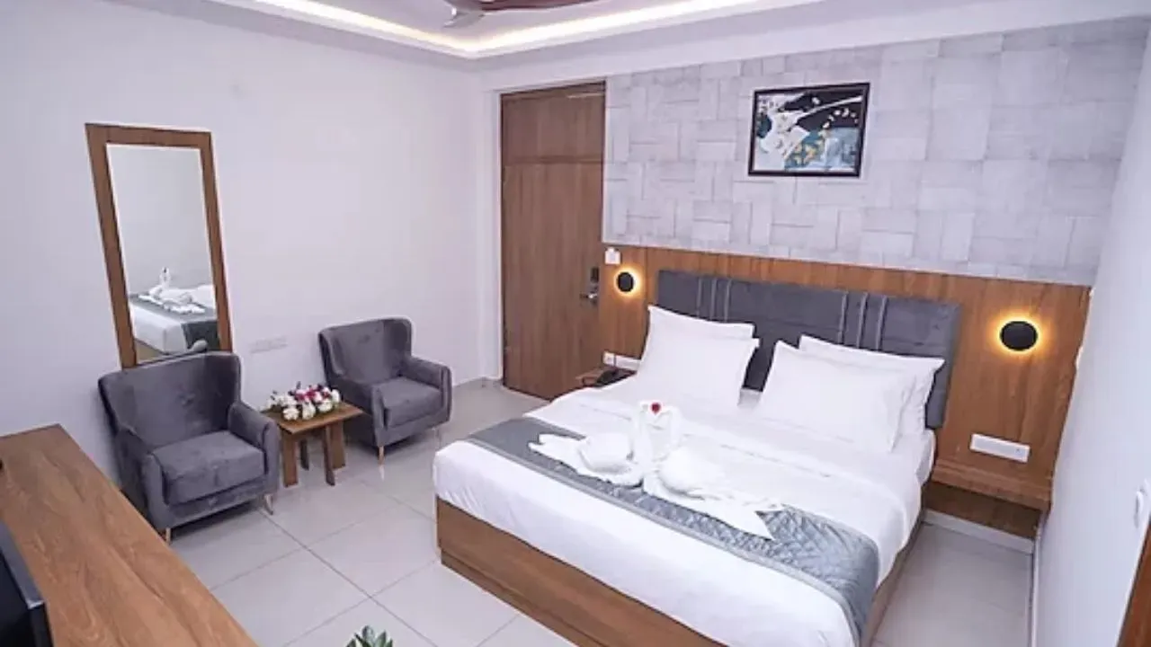 69th Heaven Hotel, Devanahalli
