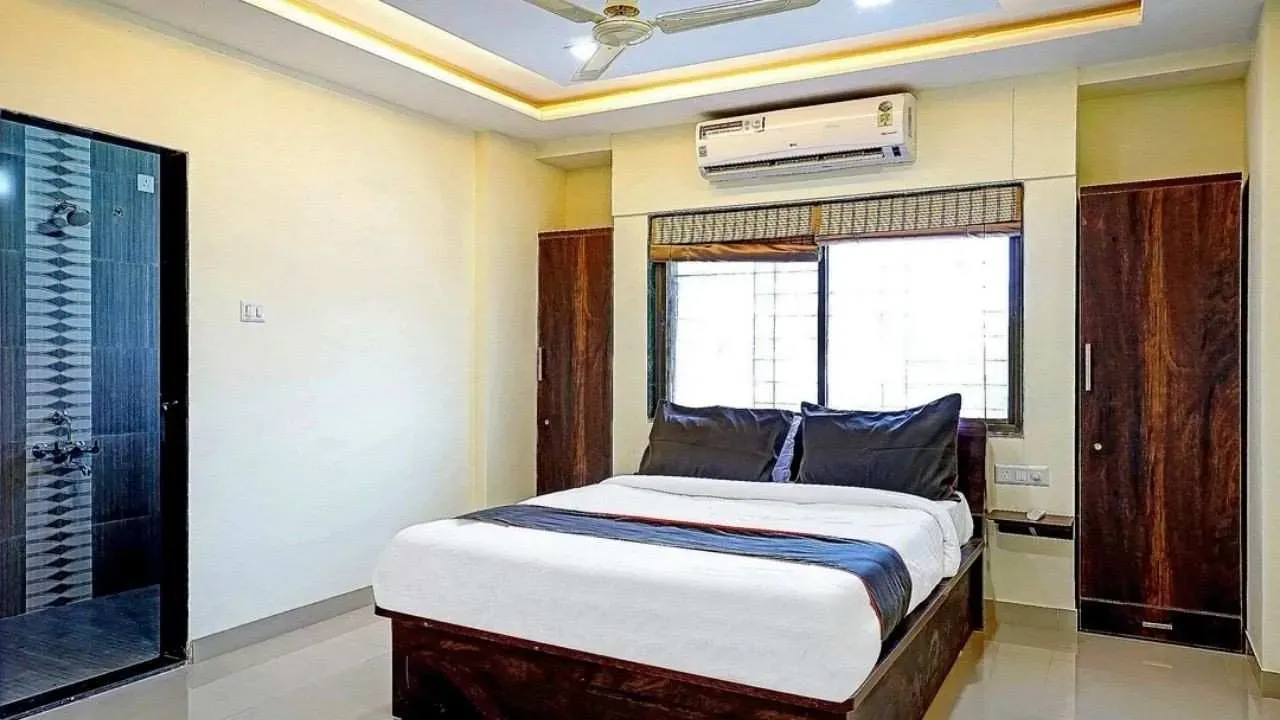 Budget-friendly hotel room