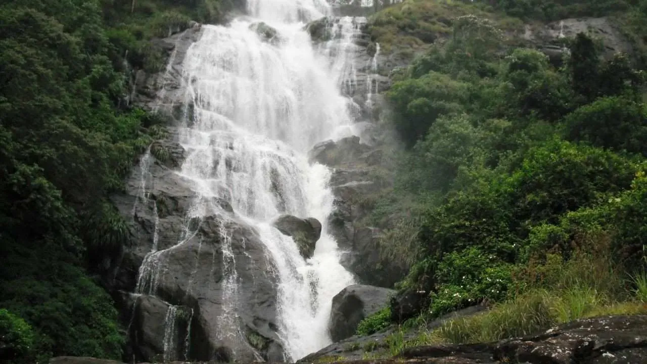 Cascading waters of Chinnakanel Waterfalls.