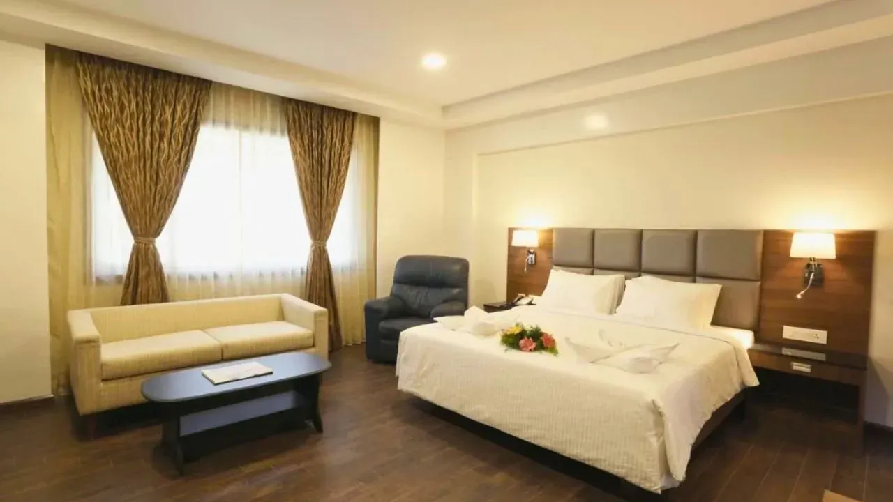 Fressotel Seetharam, Ram Nagar