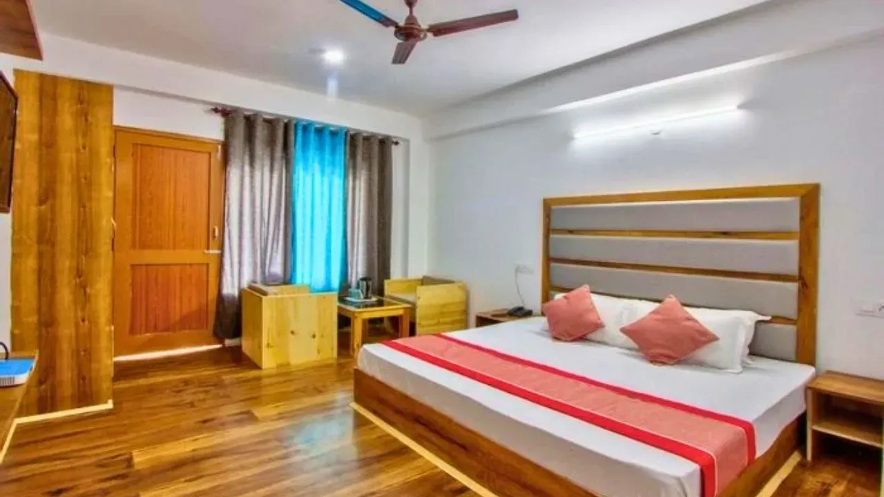 Hotel Beas River Retreat, near Bhanu Bridge, Manali.