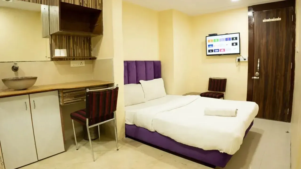 Hotel Ganesh Residency, Andheri West