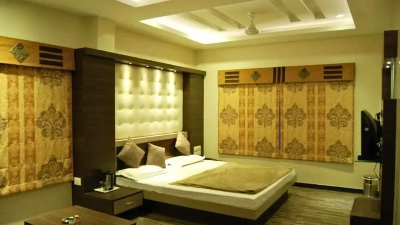 Hotel Purva, MG Road