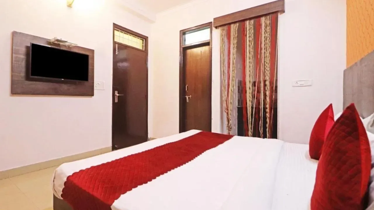 Hotel The Nines, Mahavir Enclave Part - 1