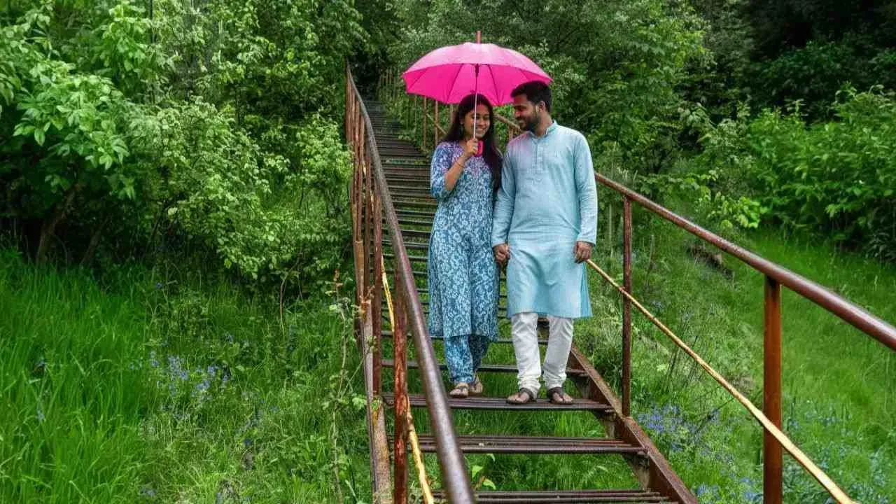 Indian couples in a day outing resorts