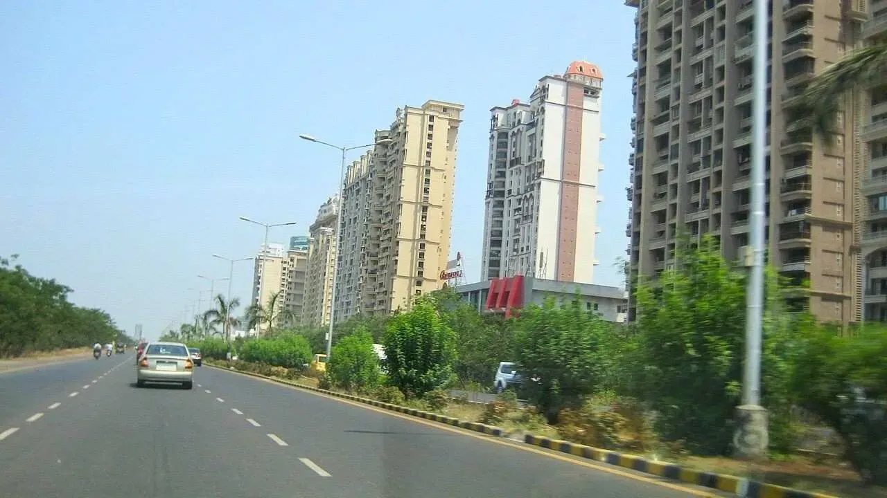 Palm Beach Road, Nerul