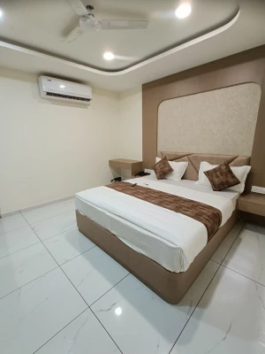 best cheap hotels in hotel radhe raas agartala