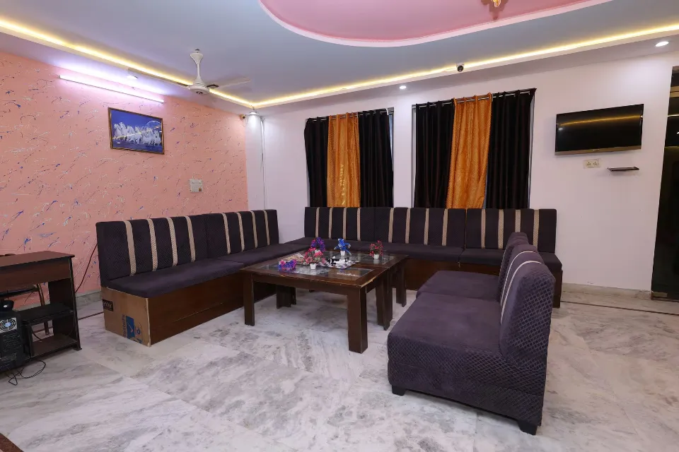 budget hotel in dhandhupura, agra - hotel novo agra