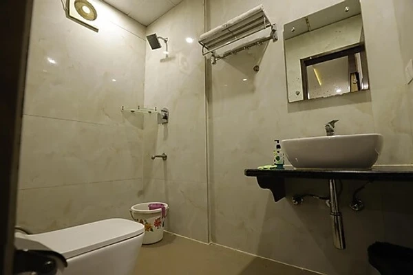 3 star hotel in tajganj, agra - hotel taj venture