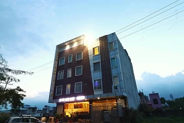 hotel near agra railway station - hotel taj venture