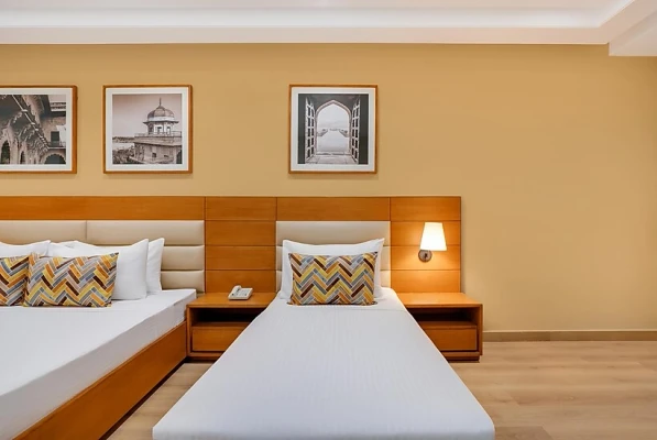 budget hotel in kailash vihar, agra - lemon tree hotel agra