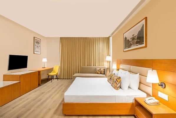 family hotel with pool in kailash vihar, agra - lemon tree hotel agra