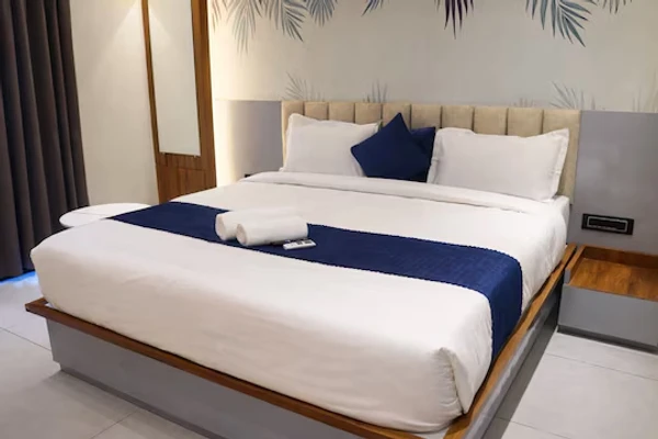 gidc vatwa, ahmedabad hotel booking - axon business hotel sanand