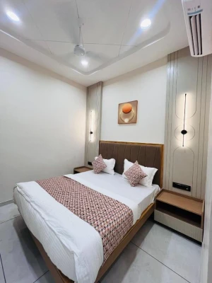 hotel in gota, ahmedabad for couples - hotel acme sky