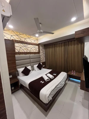 jacuzzi hotel in vasant nagar, ahmedabad - hotel acme