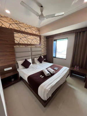 hotel with meeting room in vasant nagar, ahmedabad - hotel acme