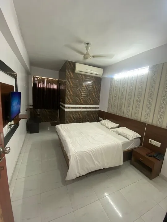 tourist hotels in hotel anand palace inn ahmedabad