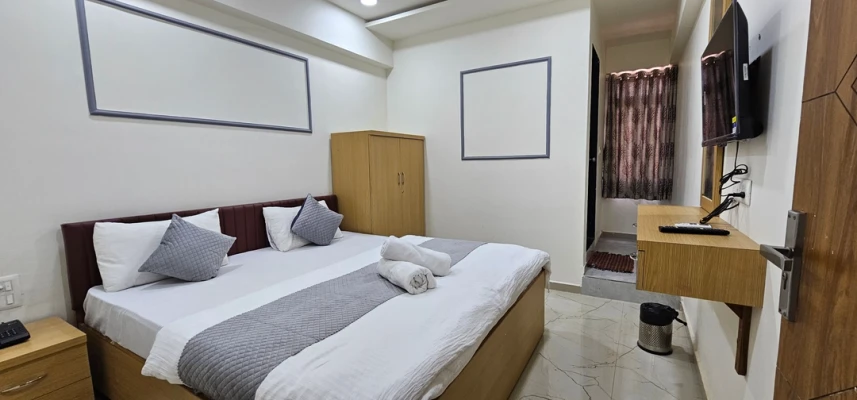 hotels for unmarried couples in hotel apex inn ahmedabad