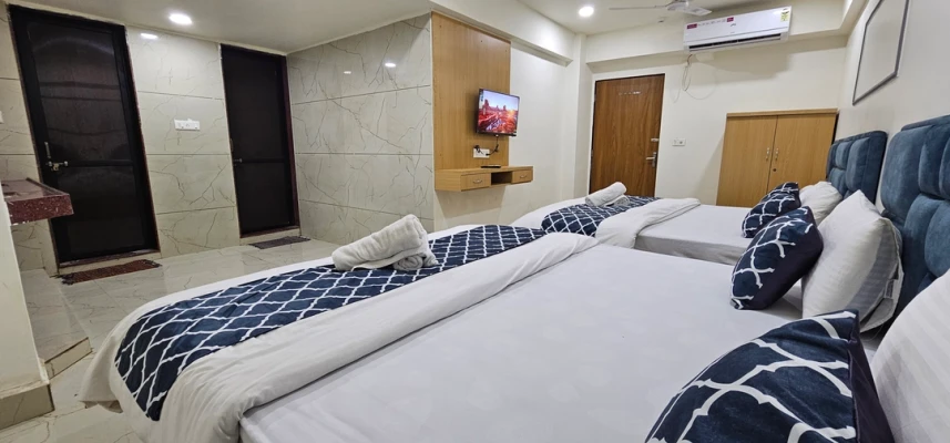 hotel with free parking in mahemdavad, ahmedabad - hotel apex inn