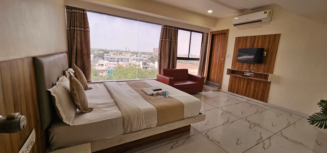 best luxury hotels in hotel belva ahmedabad