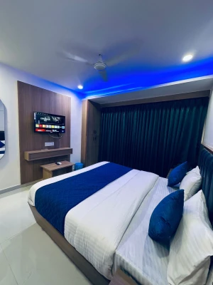 hotel in navrangpura, ahmedabad for couples - hotel beral