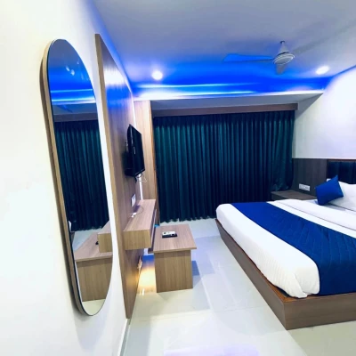 hotel with bar in navrangpura, ahmedabad - hotel beral