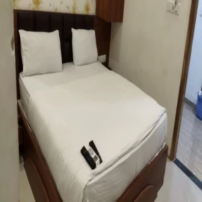 budget hotels in hotel blue star ahmedabad