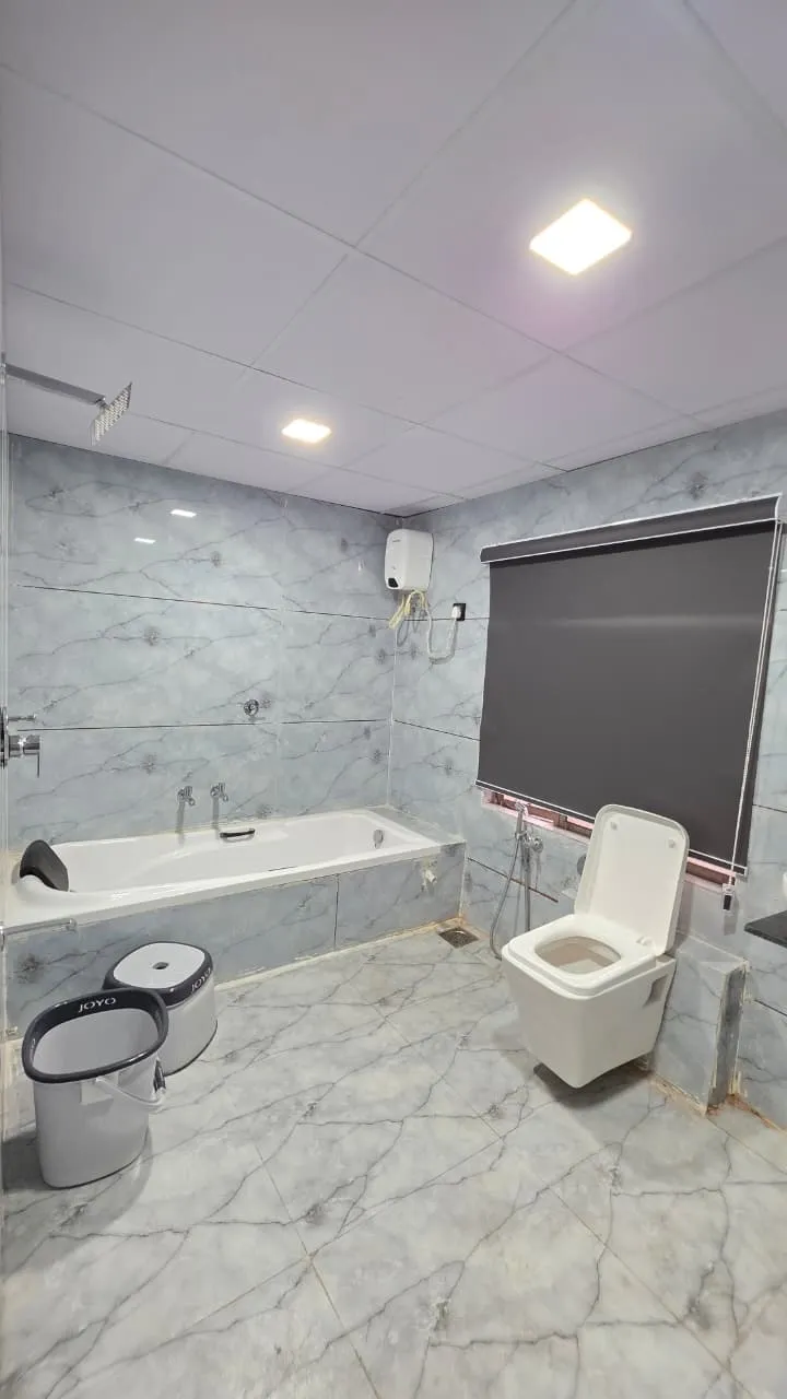 hourly stay in hotel ctm lake ahmedabad