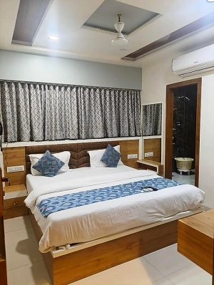hotel with gym in sherkotda, ahmedabad - hotel dev palace