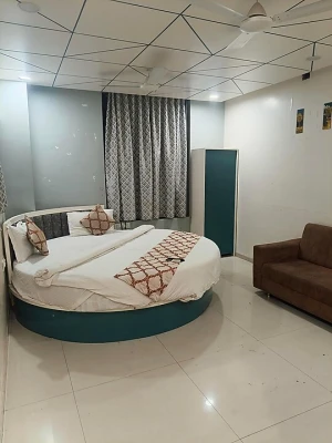 hotel with gym in sherkotda, ahmedabad - hotel dev palace