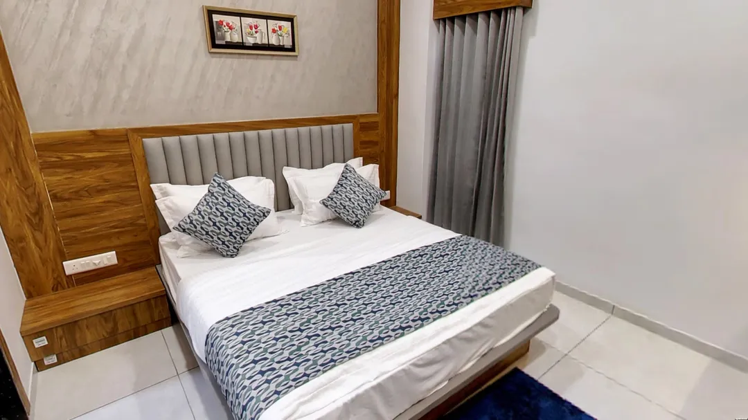 group holiday hotels in hotel grand acme ahmedabad