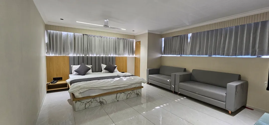 best 5 star hotels in hotel grand cg ahmedabad