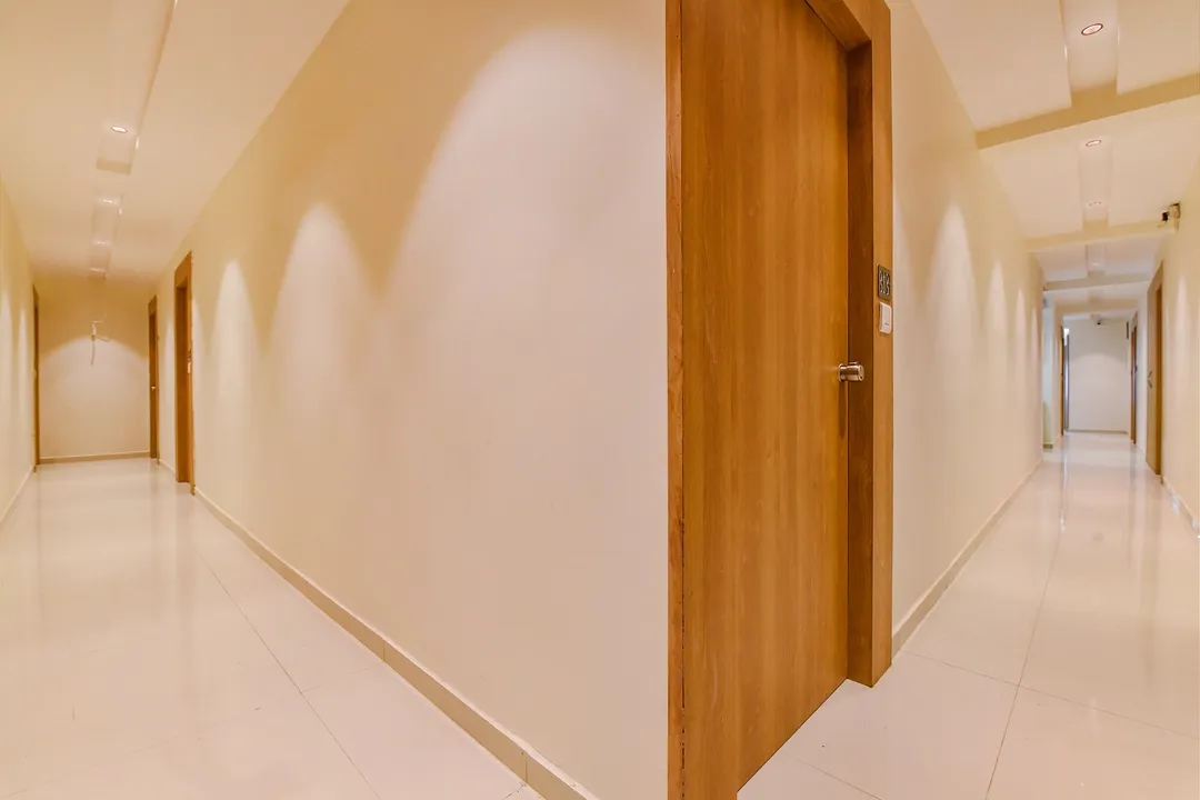 3 star hotels in hotel green tree ahmedabad