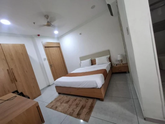 best hotels in hotel heaven ahmedabad