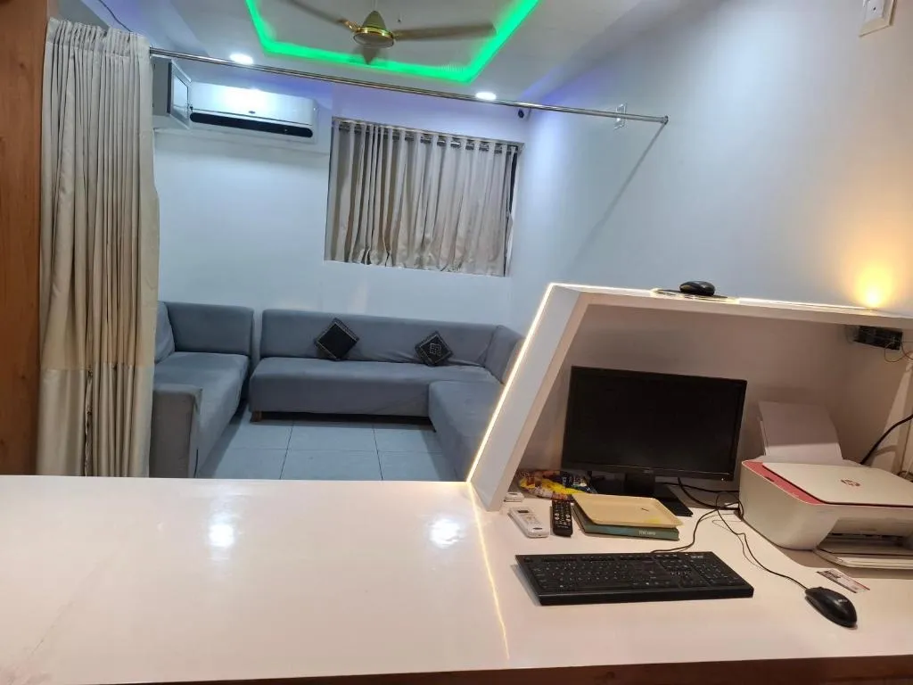 business hotels in hotel heaven ahmedabad