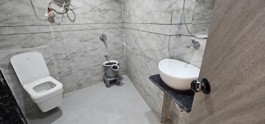 hotel with party hall in navrangpura, ahmedabad - hotel hr grand