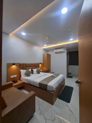 3 star hotel in navarangpura, ahmedabad - hotel kalyan palace