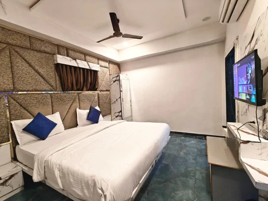 hotels for unmarried couples in hotel karnavati motera ahmedabad ahmedabad