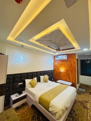 hotel with bar in kailash colony, ahmedabad - hotel keshav inn