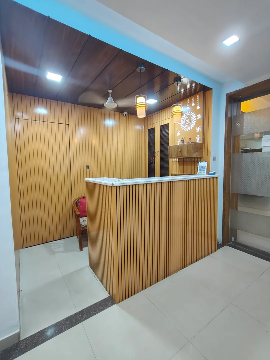 best hourly stay hotels in hotel khushboo ahmedabad
