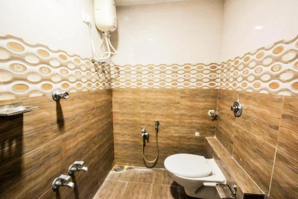 hotel with meeting room in naroda, ahmedabad - hotel krishna palace