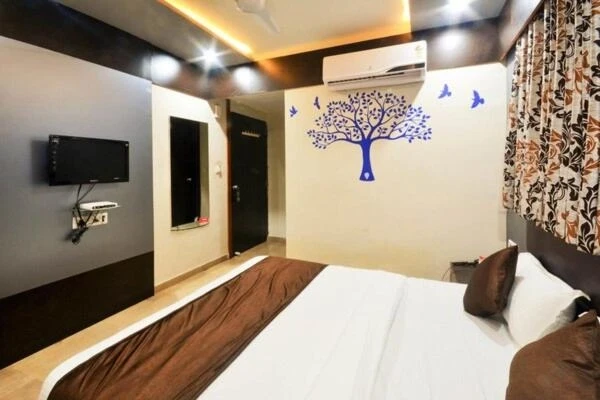 best unmarried couple friendly hotels in hotel krishna palace ahmedabad