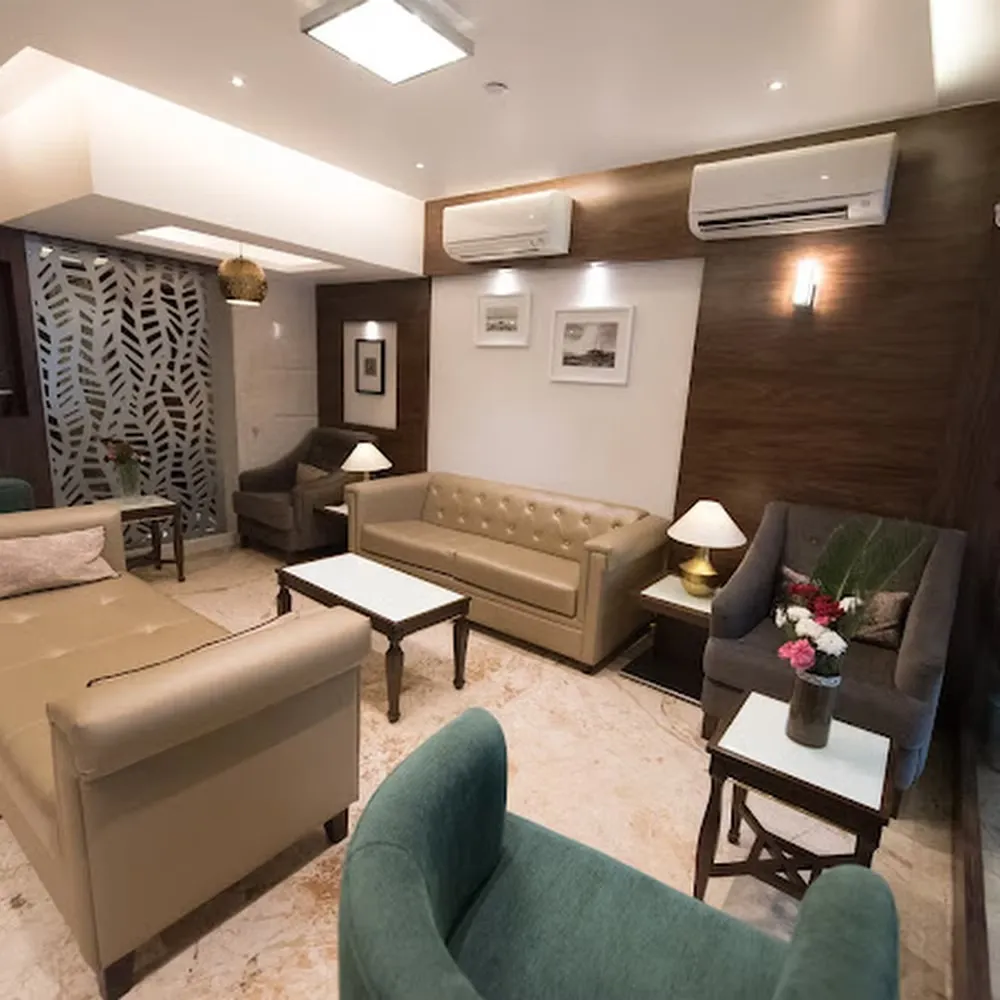 five star hotels in hotel lee grand ahmedabad