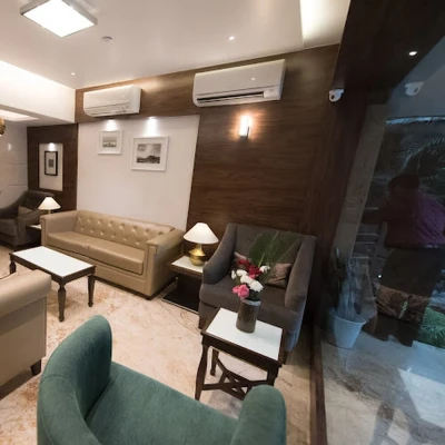 best cheap hotels in hotel lee grand ahmedabad