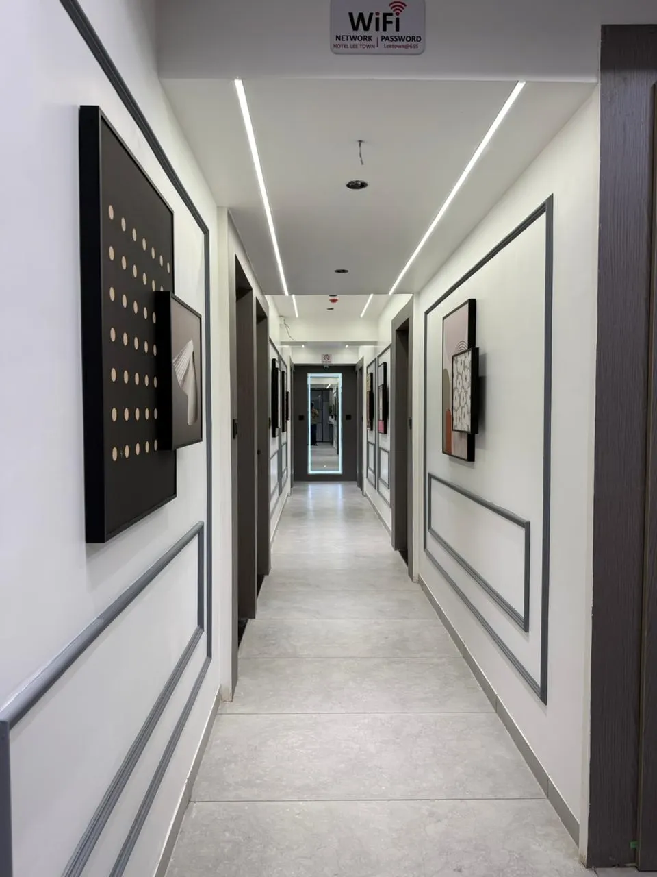 early check in hotels in hotel lee town ahmedabad