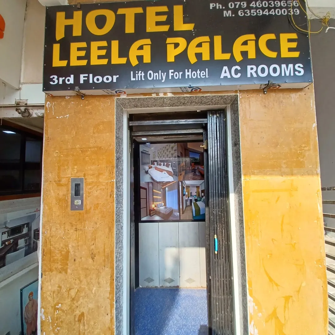 hotel in vastrapur, ahmedabad for family - hotel leela palace