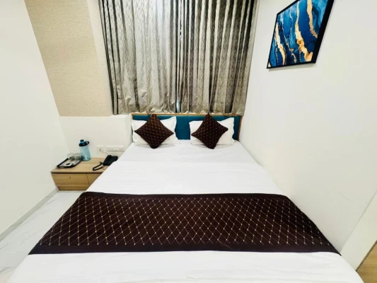 group holiday hotels in hotel legend ahmedabad