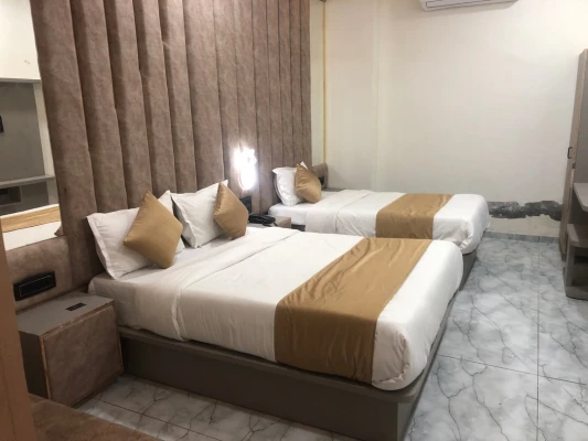 best hotels for couple in hotel lotus inn ahmedabad