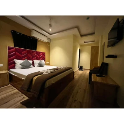 online room booking in nava naroda, ahmedabad - hotel m town